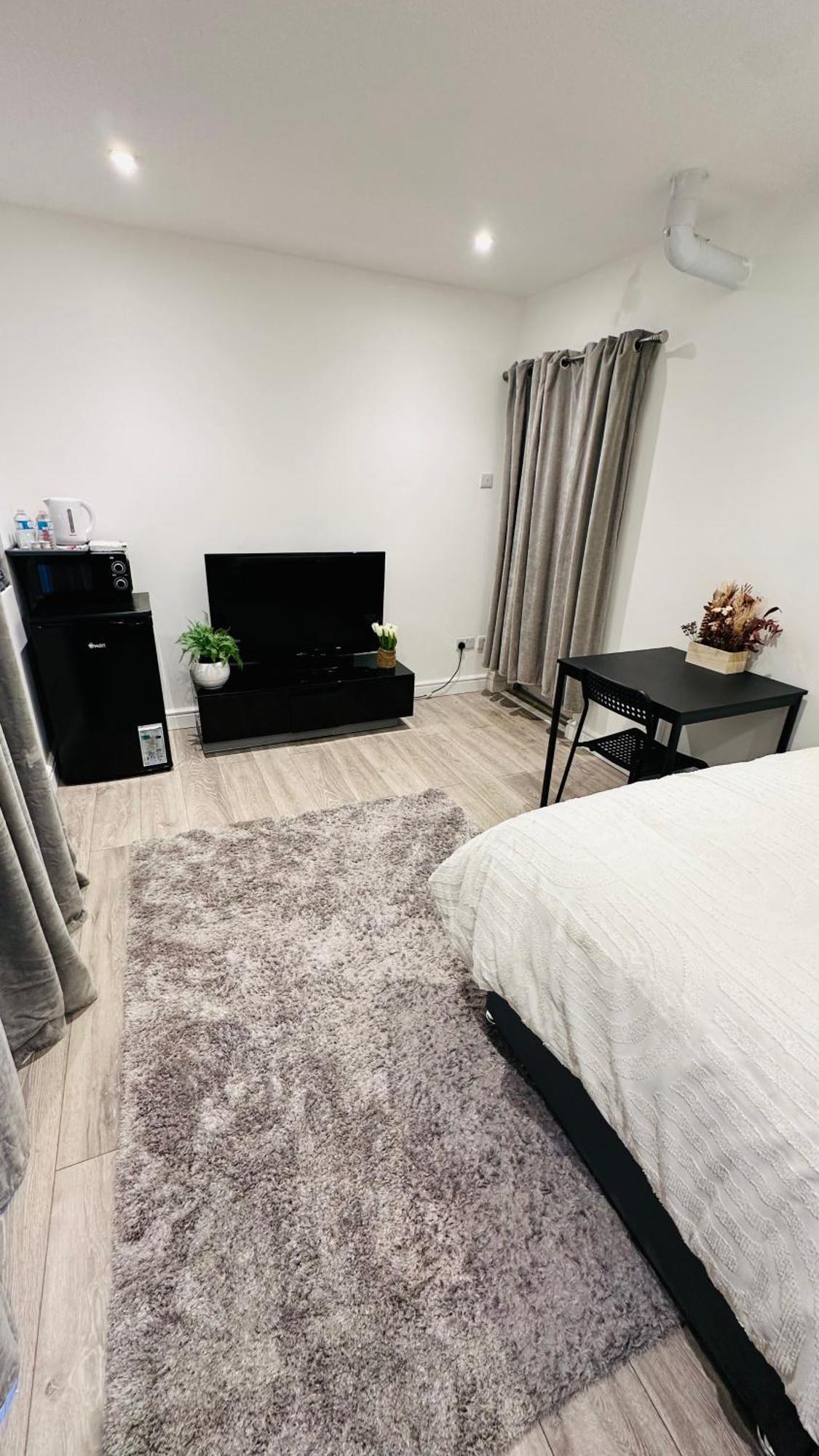 Cosy And Comfy Appartement Londen Buitenkant foto