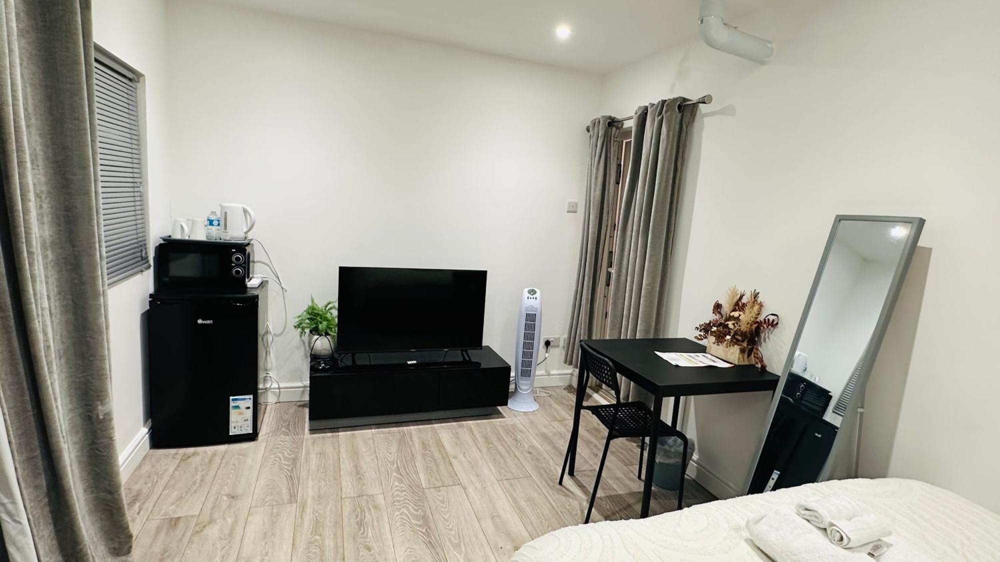 Cosy And Comfy Appartement Londen Buitenkant foto