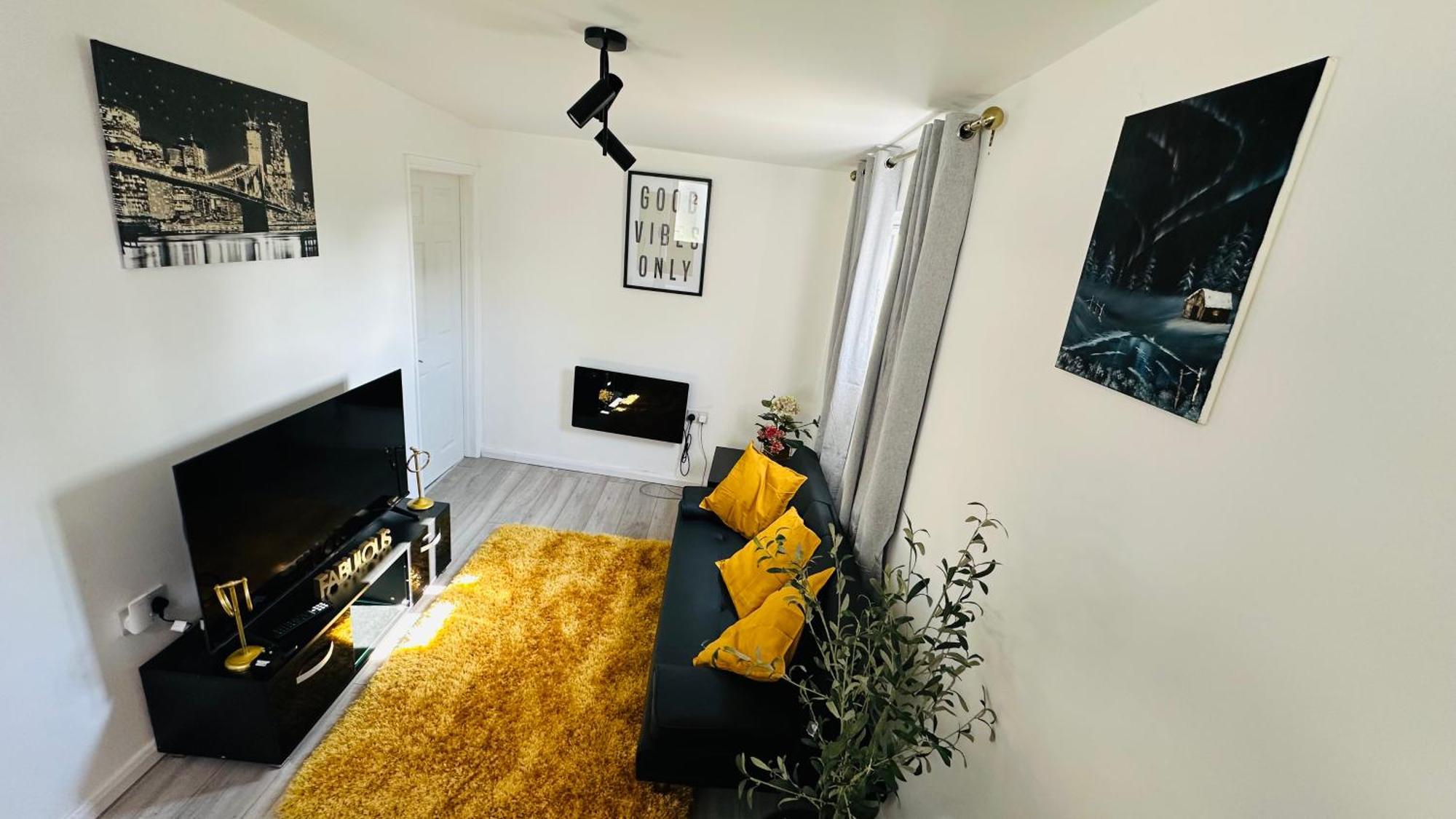 Cosy And Comfy Appartement Londen Buitenkant foto