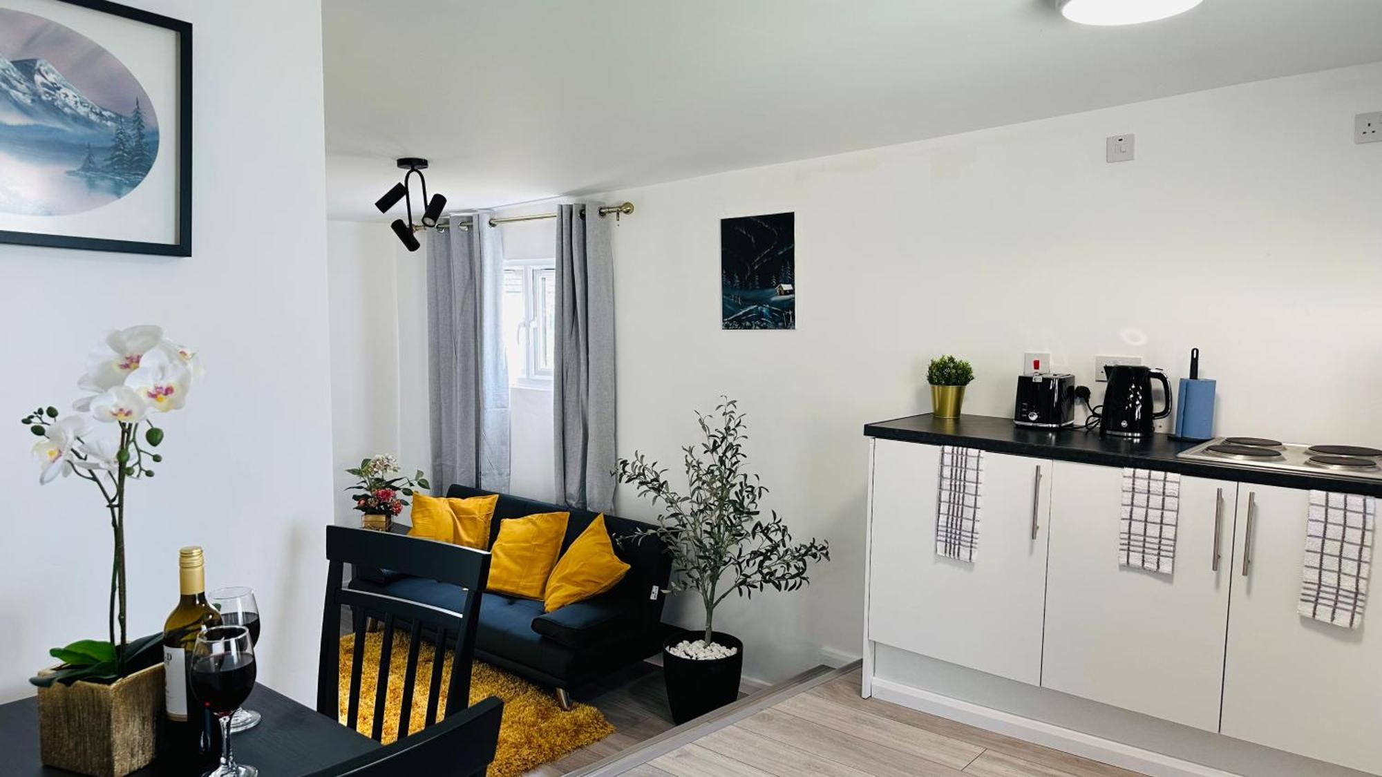 Cosy And Comfy Appartement Londen Buitenkant foto