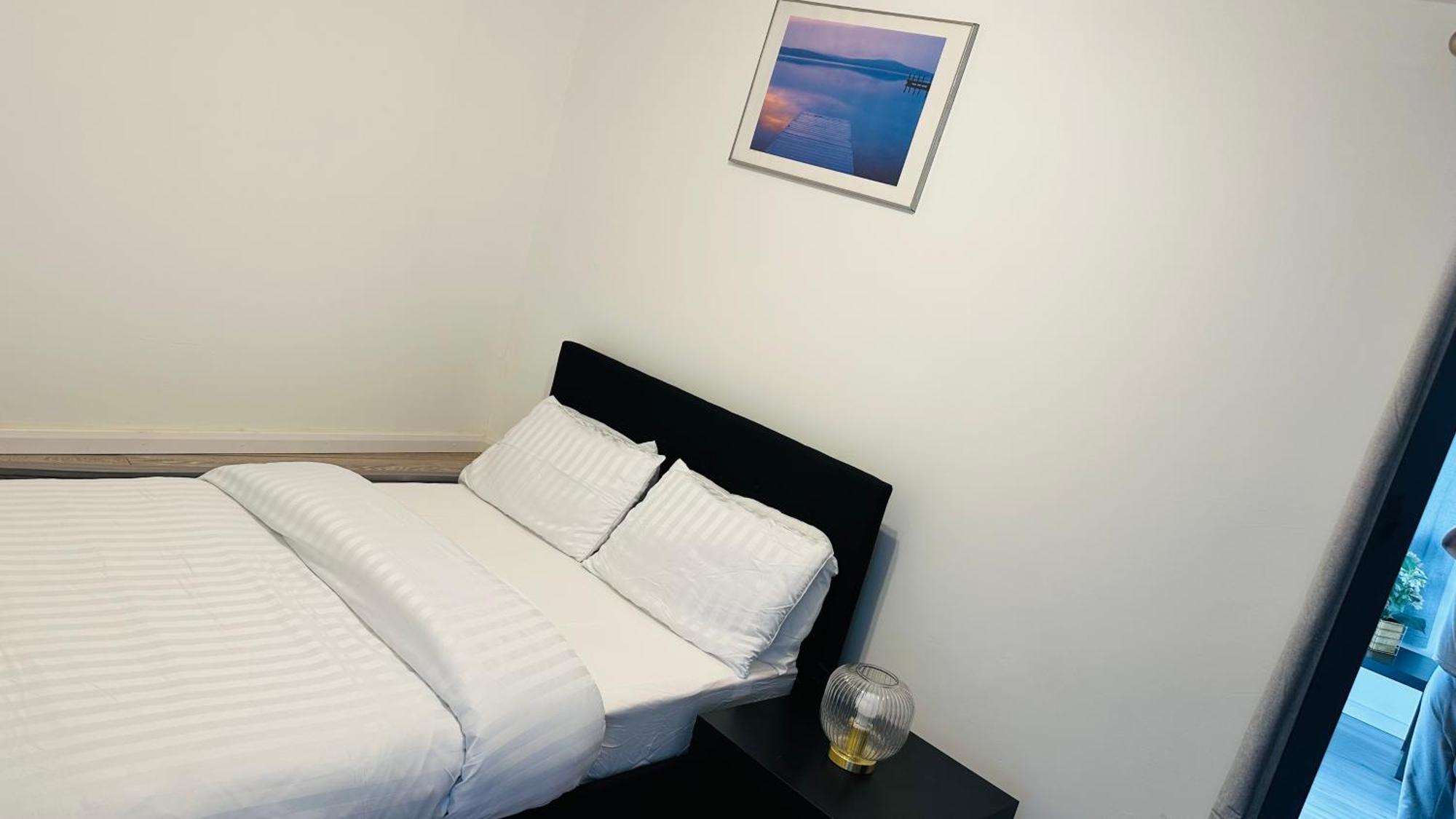 Cosy And Comfy Appartement Londen Buitenkant foto