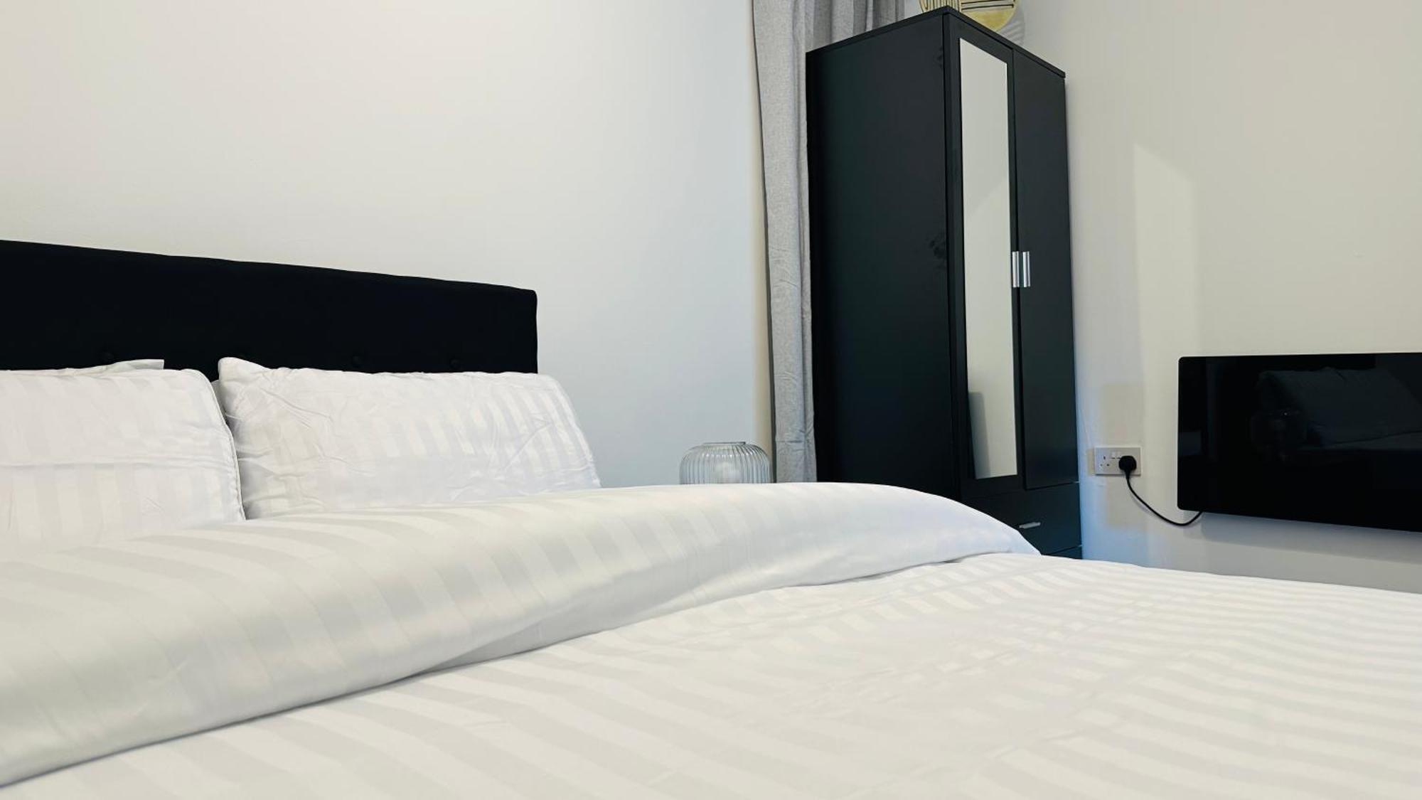 Cosy And Comfy Appartement Londen Buitenkant foto