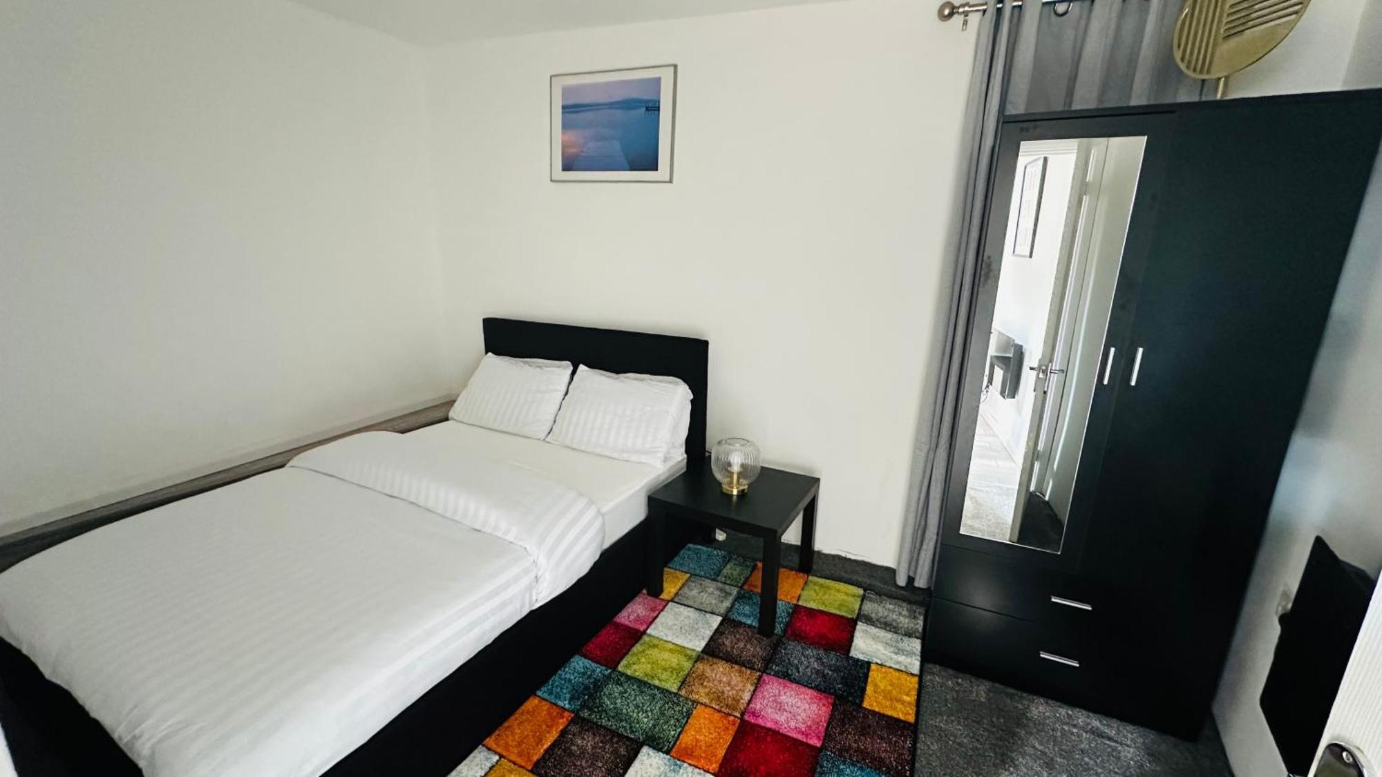 Cosy And Comfy Appartement Londen Buitenkant foto